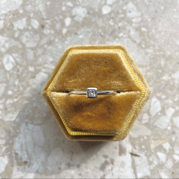 Princess Diamond White Gold Bezel Vintage Solitaire Ring - Picture 10 of 13